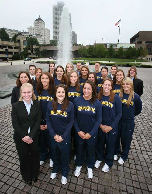 0708womensvolleyball.jpg